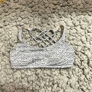 Lululemon free to be wild sports bra!!